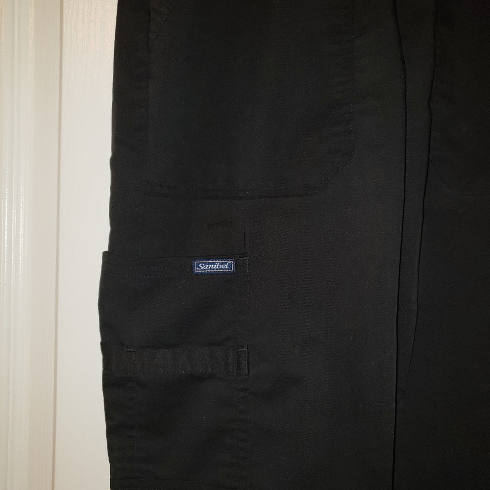 Two Scrub Bottoms Bundle - Picture 6 of 8
